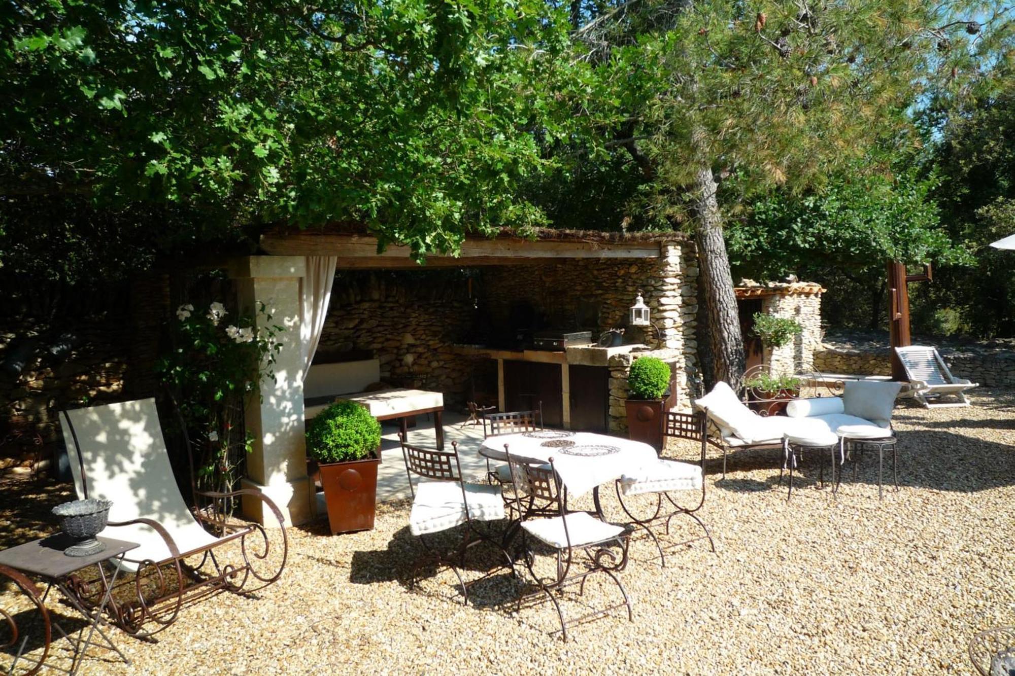 Beautiful Provencal Villa With Pool And Jacuzzi Lacoste  Εξωτερικό φωτογραφία